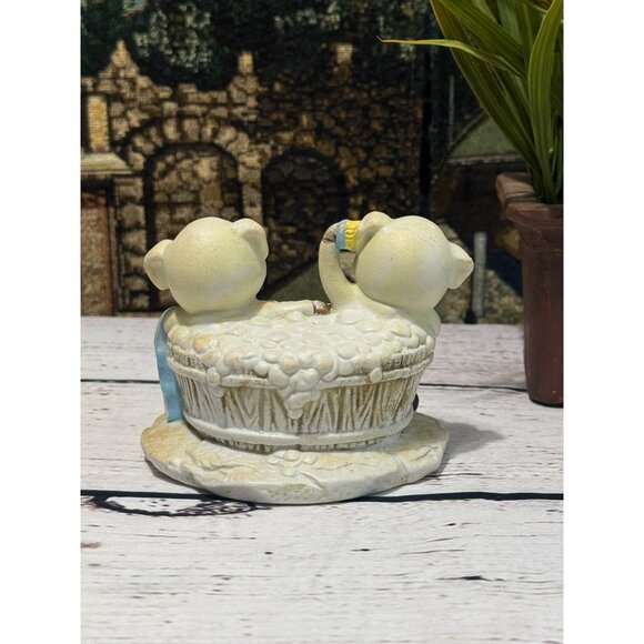 Vintage Ceramic 2 Pigs Sow And Boar Bubble Bath In Tub Figurine - Picture 6 of 7